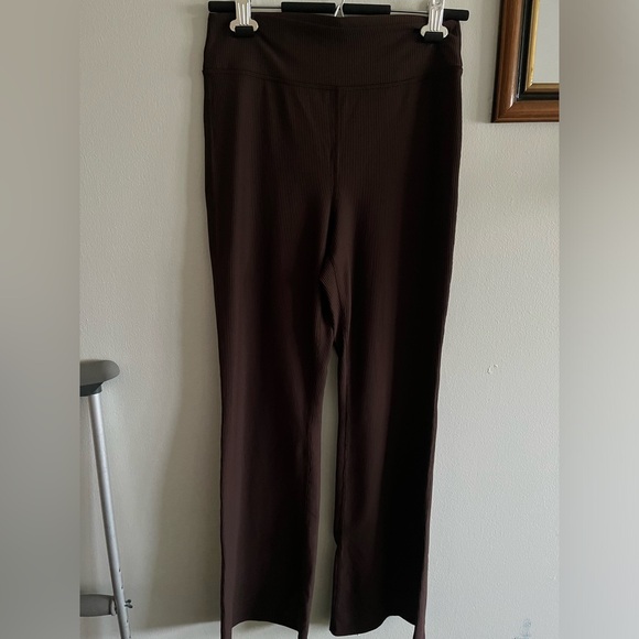 Chocolate brown, Old navy ribbed active bottoms, size medium - Picture 6 of 9